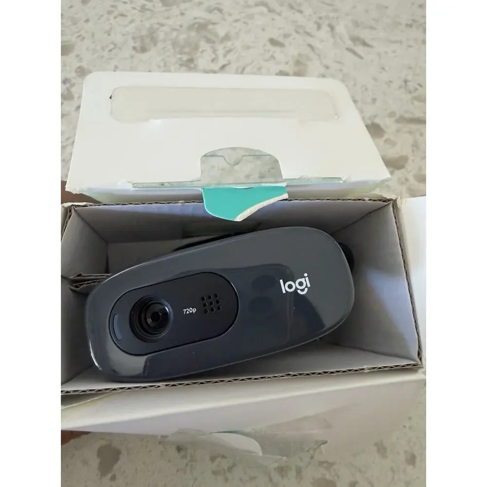 Logitech C270 Web Camera - Picture 3 of 3